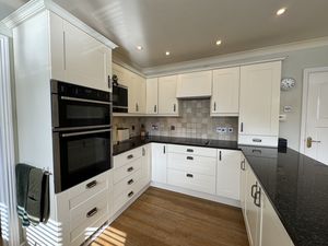 KITCHEN AREA- click for photo gallery